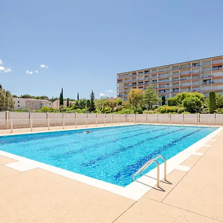 Les Coteaux Du Preconil-7 By Interhome