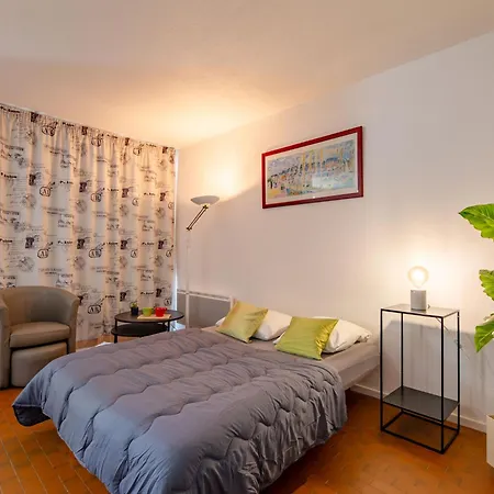 Апартаменти Les Coteaux Du Preconil-7 By Interhome *