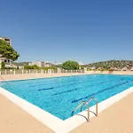 Apartment Les Coteaux Du Preconil-7 By Interhome *